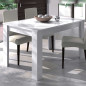 Mesa de comedor modelo Práctico. Disponible en varios colores