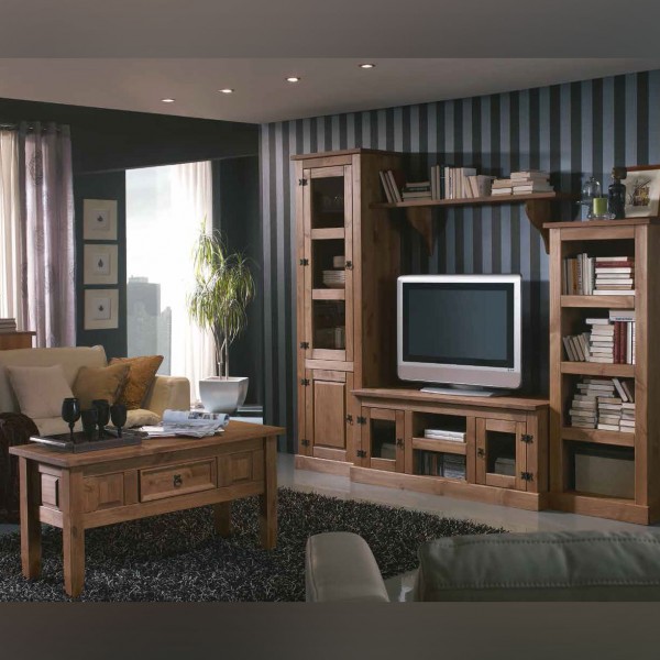 salón madera maciza con mesa de centro