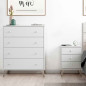 El dormitorio Sweet incluye las dos mesitas de noche y la cómoda.