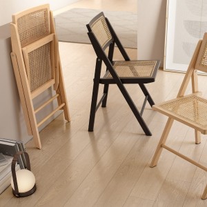 Silla plegable bruna